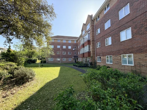 Apartment Main Photo