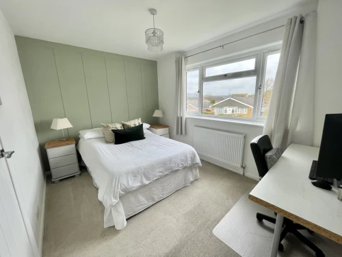 Detached Bungalow Main Photo