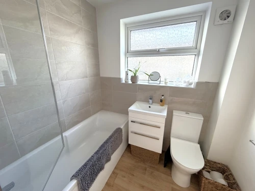 Detached Bungalow Main Photo
