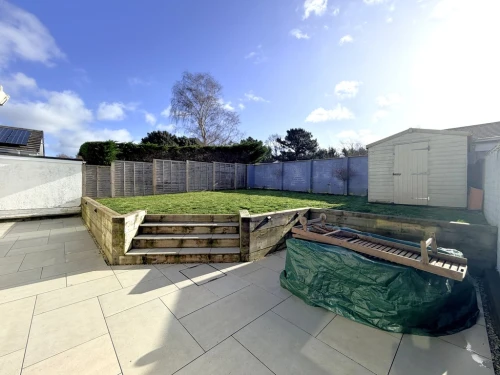 Detached Bungalow Main Photo