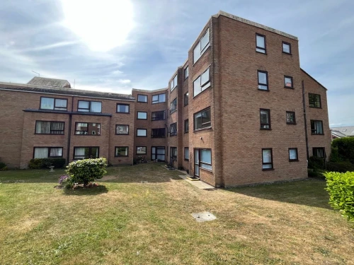 Apartment Main Photo