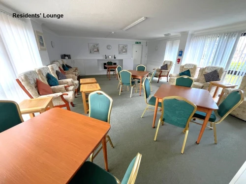 Apartment Main Photo