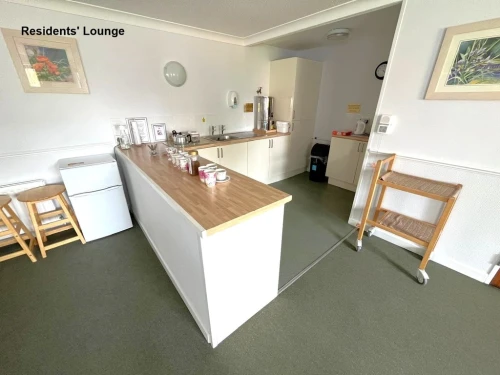 Apartment Main Photo