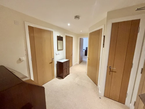 Apartment Main Photo