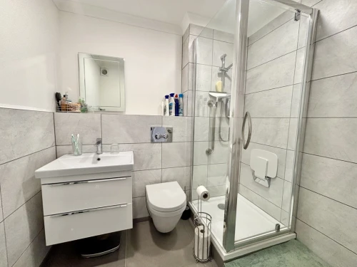 Apartment Main Photo