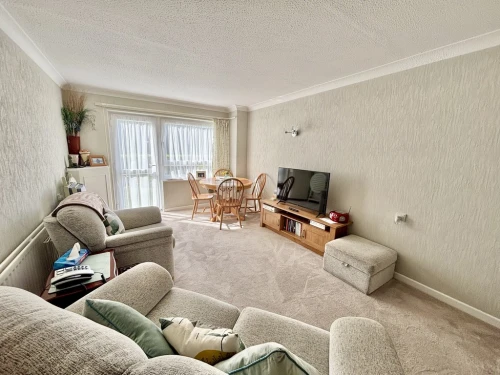 Apartment Main Photo