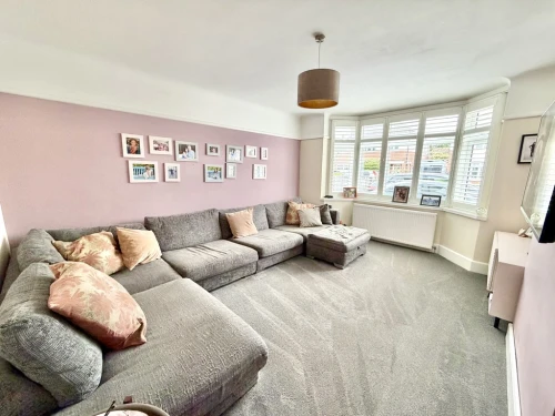 Detached House Main Photo