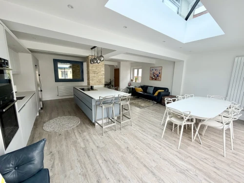 Detached House Main Photo