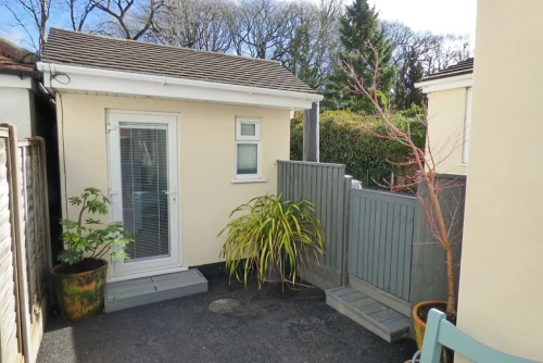 Detached House Main Photo