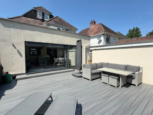 Detached House Main Photo