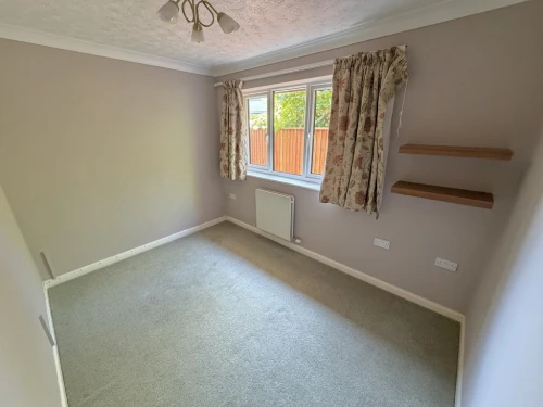 Detached Bungalow Main Photo
