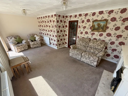 Detached Bungalow Main Photo