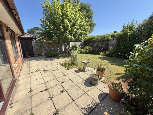 Detached Bungalow Main Photo
