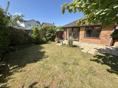 Detached Bungalow Main Photo