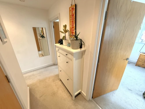 Apartment Main Photo