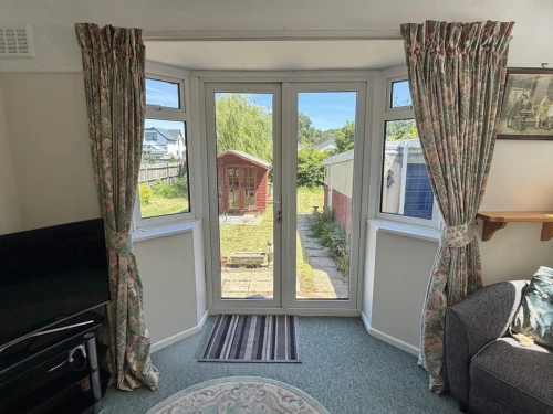 Detached Bungalow Main Photo