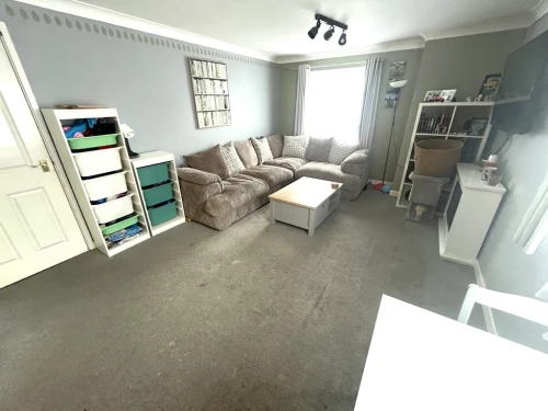 Apartment Main Photo