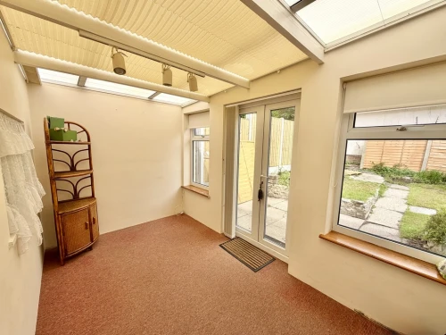 Detached Bungalow Main Photo