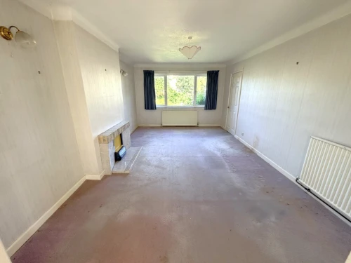 Semi-Detached House Main Photo