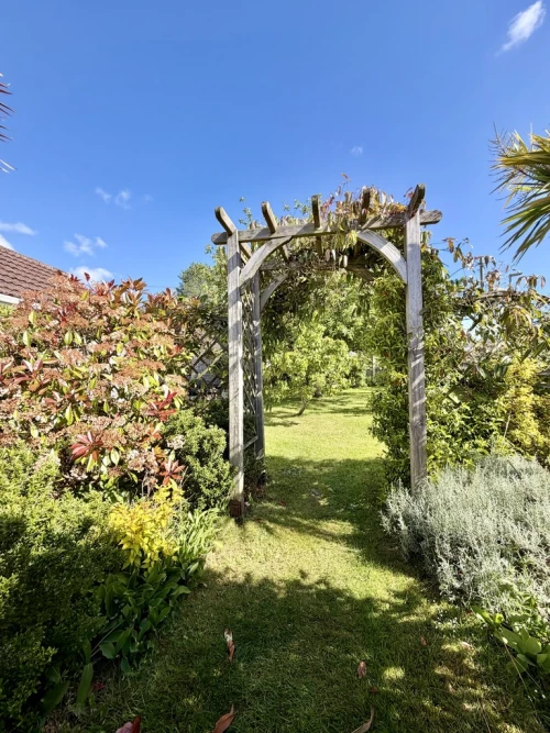 Detached Bungalow Main Photo