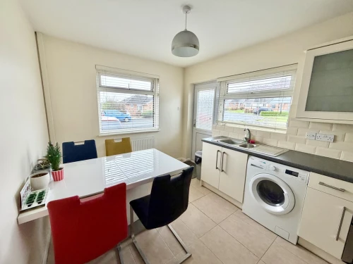 Detached Bungalow Main Photo