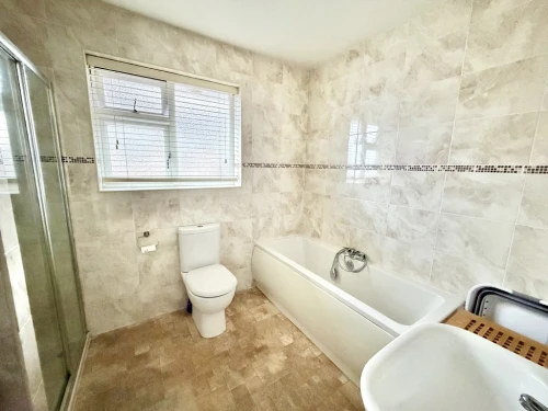 Detached Bungalow Main Photo