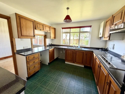Detached House Main Photo