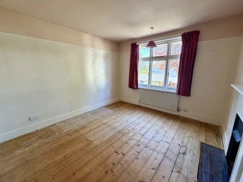Detached House Main Photo