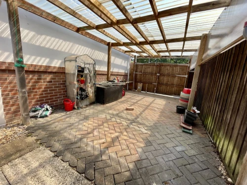 Detached Bungalow Main Photo