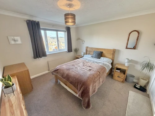 Semi-Detached House Main Photo