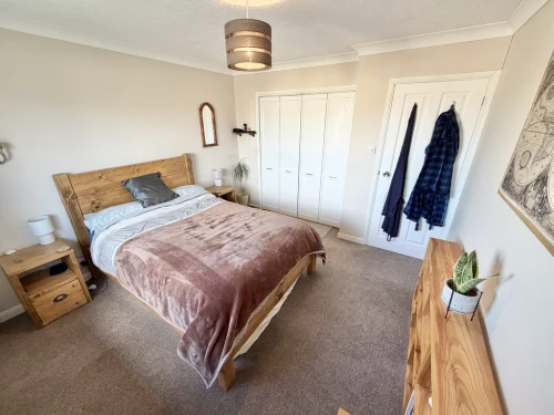 Semi-Detached House Main Photo