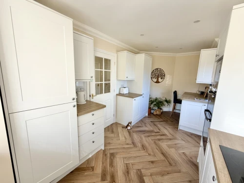 Detached Bungalow Main Photo