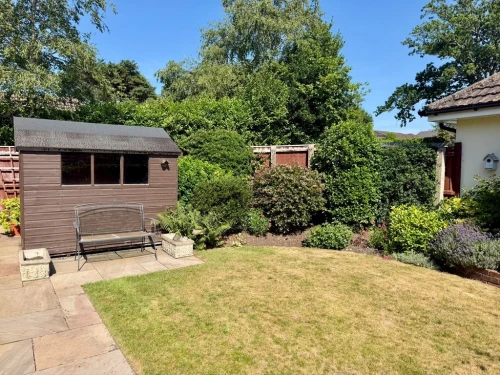 Detached Bungalow Main Photo