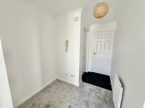 Ground Floor Flat Main Photo