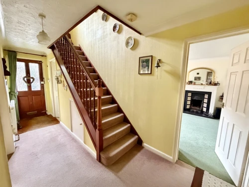 Detached House Main Photo