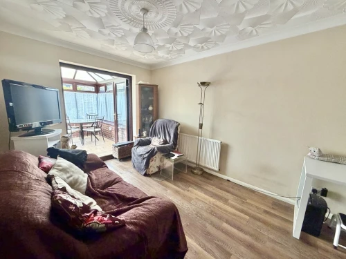 End Terraced House Main Photo