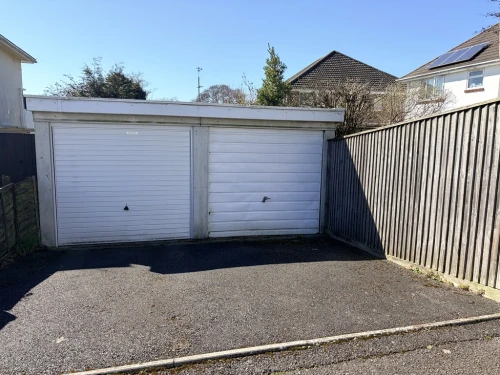 Detached House Main Photo
