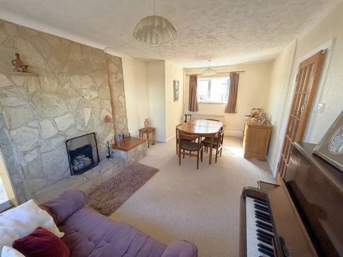 Detached House Main Photo