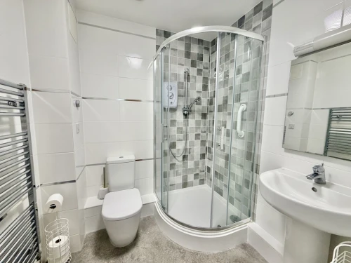 Apartment Main Photo