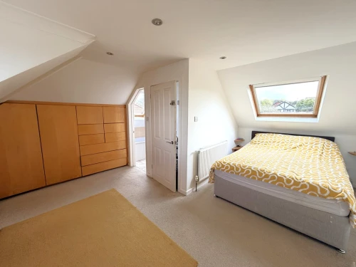 Semi-Detached Bungalow Main Photo