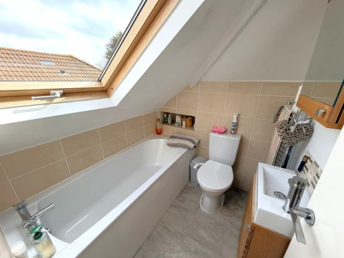 Semi-Detached Bungalow Main Photo