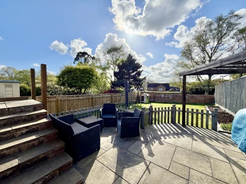 End Terraced House Main Photo