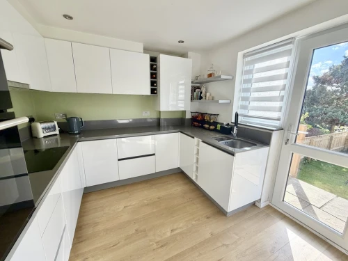 End Terraced House Main Photo