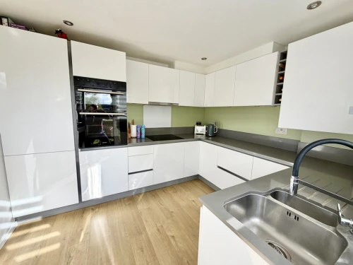 End Terraced House Main Photo
