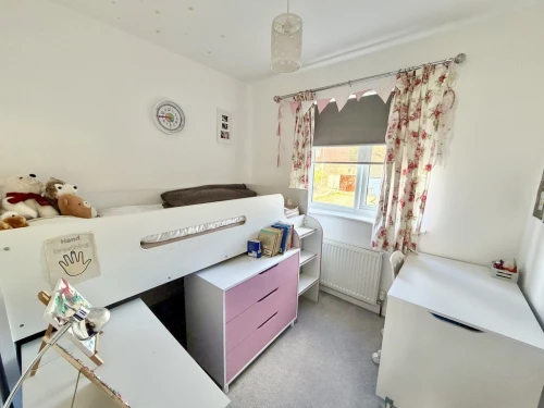 End Terraced House Main Photo