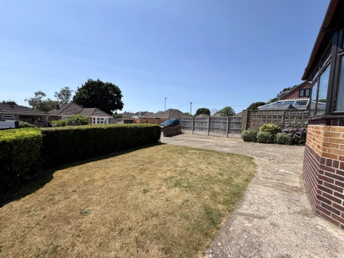 Detached Bungalow Main Photo