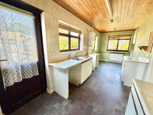 Detached Bungalow Main Photo