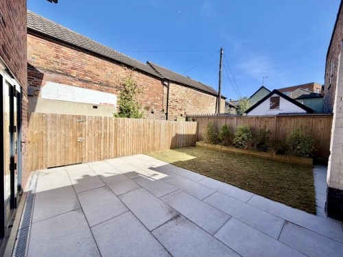Detached House Main Photo