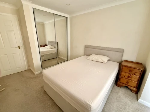 Apartment Main Photo