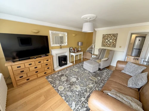 Semi-Detached House Main Photo